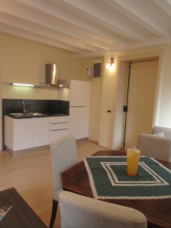 Mimi Apartment ลุคคา ห้อง รูปภาพ